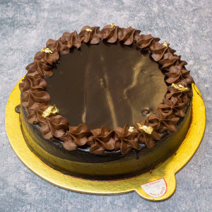chocolate-ganache-mud-cake-1